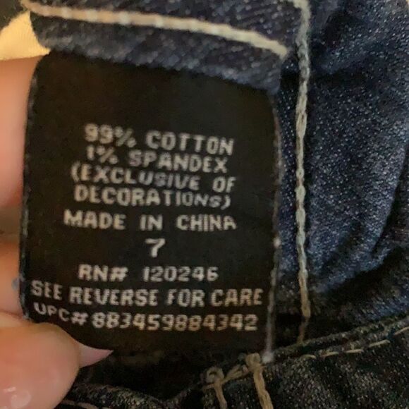 WALLFLOWER jeans size 7 two front buttons low rise crocheted embellished - Picture 9 of 14